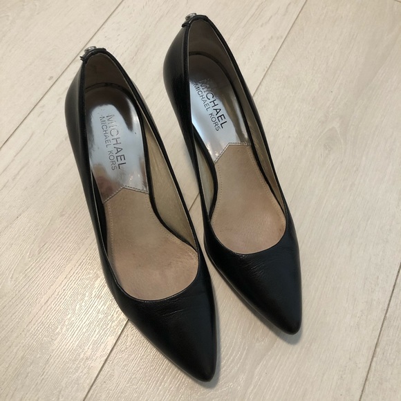 Michael Kors Heels - Picture 2 of 4